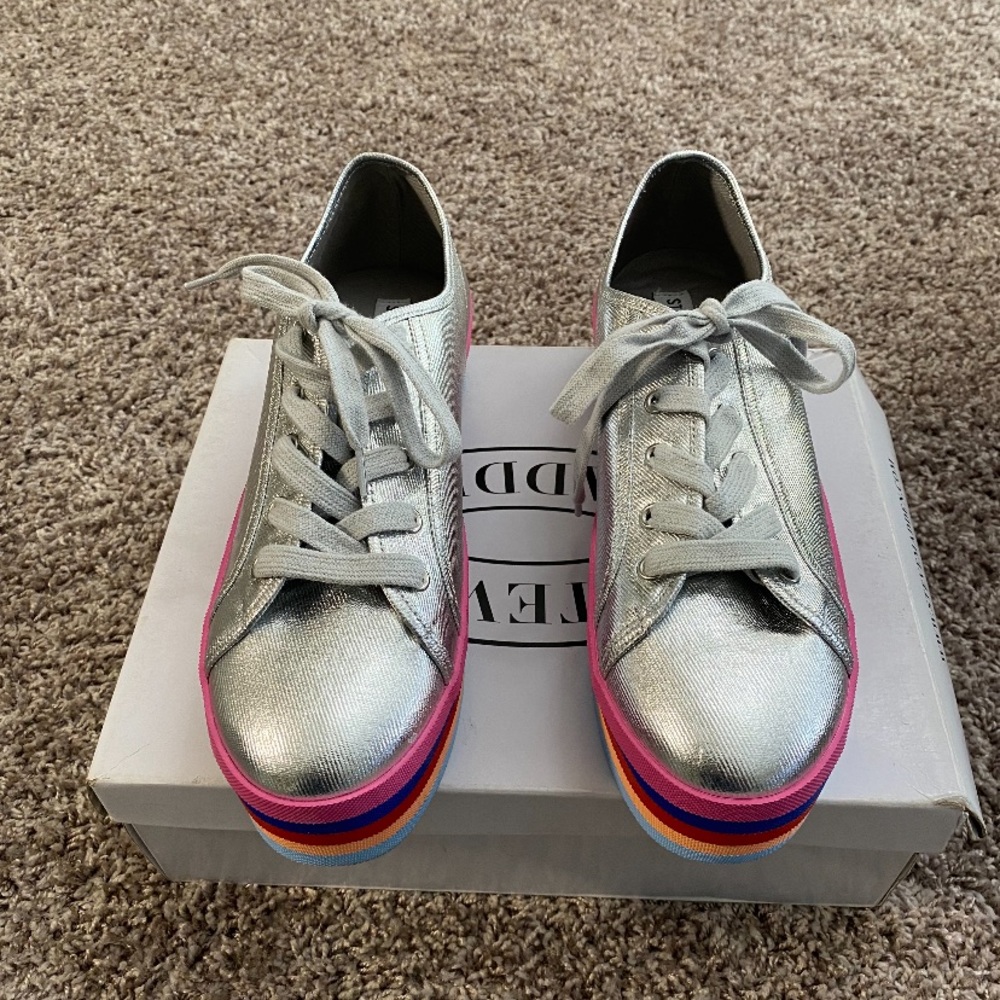 Colorful platform sneakers